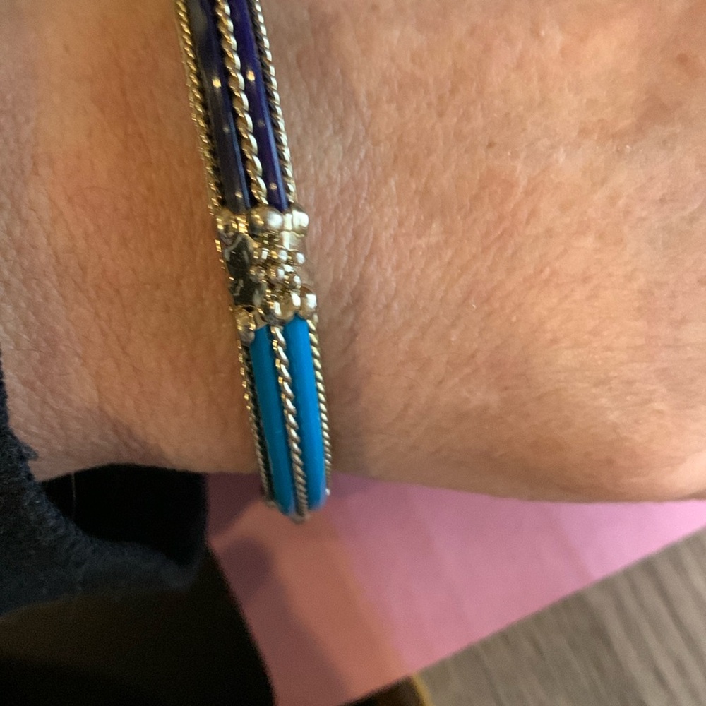 Beautiful bracelet gold and blue*